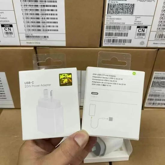 20W Pd+QC Power Adapter with Ukca RoHS Certificate Phone Charger